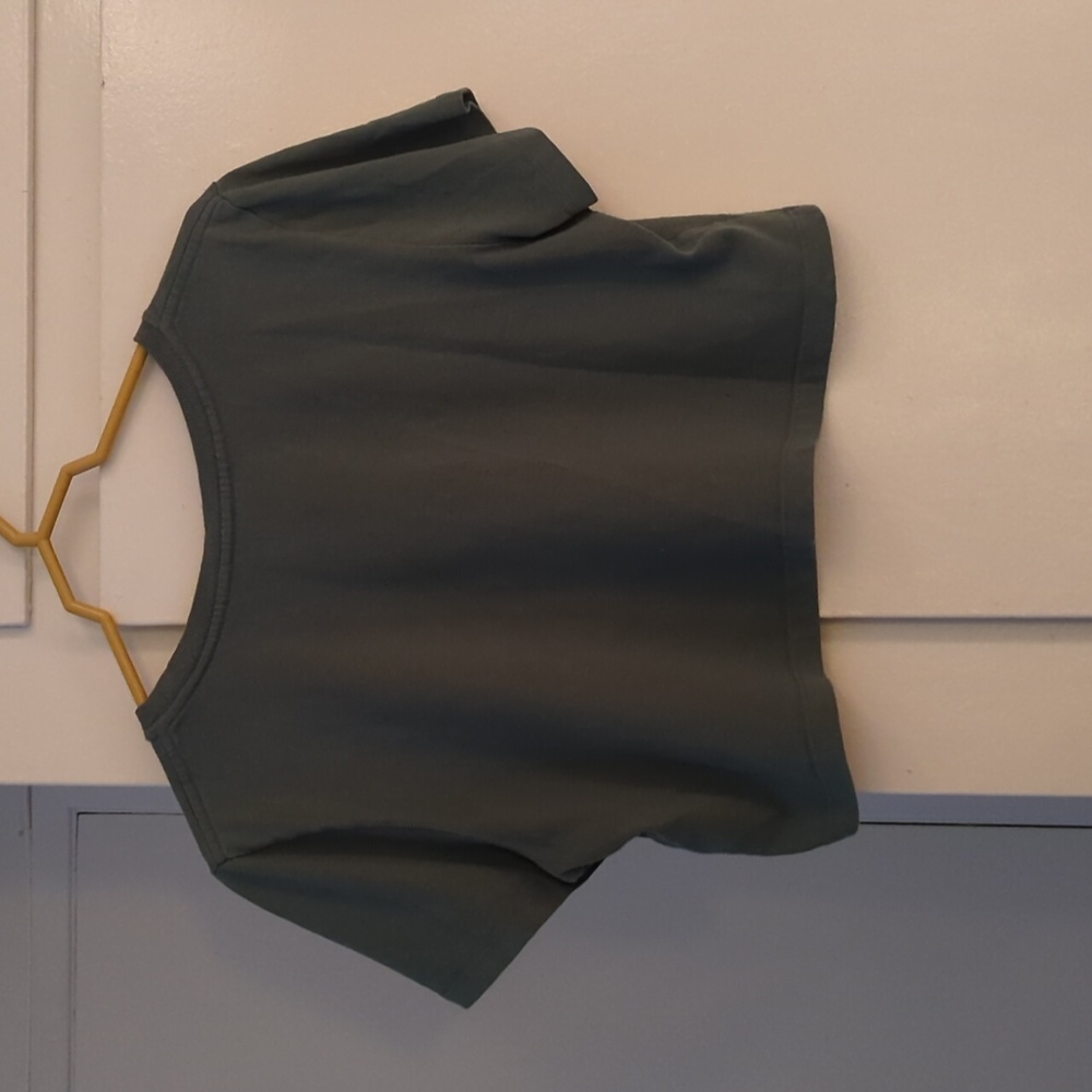 Urban Outfitters Cropped T-Shirt